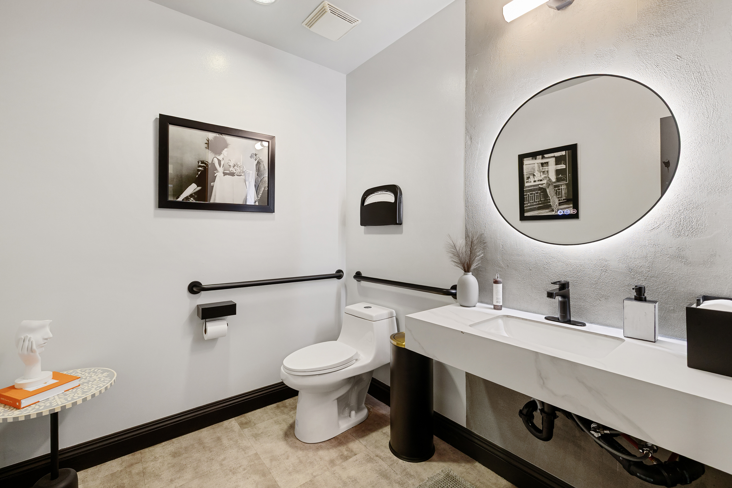 Modish Studios Gallery Image 12